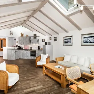 https://villa-am-first.com-bavaria.com