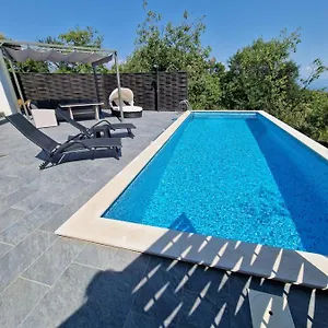 https://villa-lella.in-istria.net